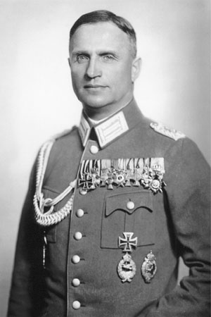 GeneralBBC Helmut Wilberg Pol.jpg