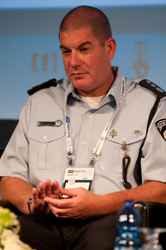 1548713-5.jpg