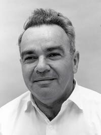 Martin Kamen.jpg