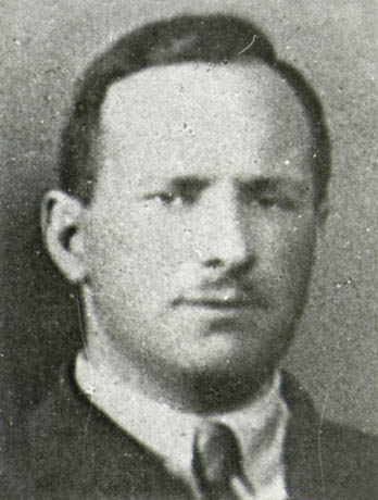 240999Y004392.jpg