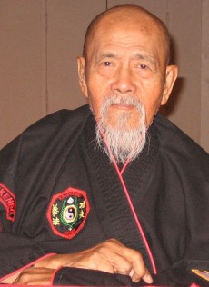 Adriano Directo Emperado.jpg