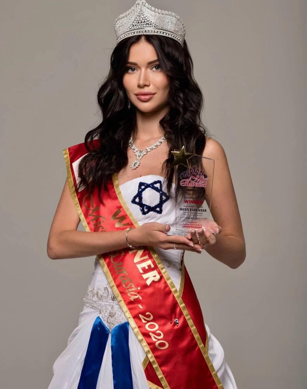 Anastaiya Rott.jpg