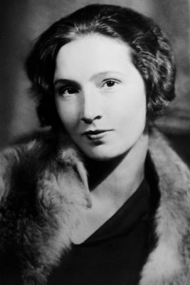 Vera Golovina1.jpg