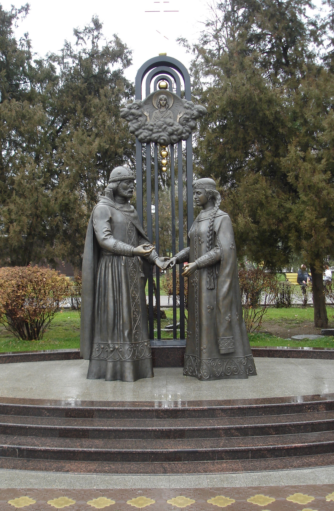 Памятник в Ростове-на-Дону