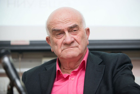 Yasin-pic4-452x302-80288.jpg