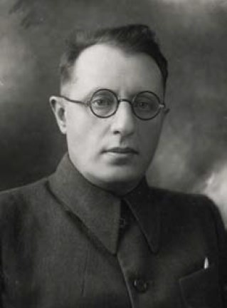 Сапиросаул.jpg