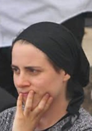 GP7 QOLW8AAzxEy.jpg