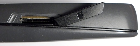 Слот для карты памяти MicroSD.