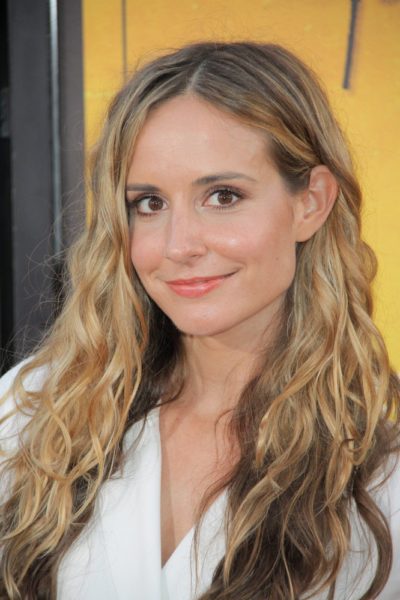 IHA-028663-Meaghan-Oppenheimer-400x600.jpg