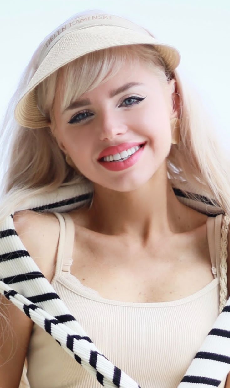 Файл:Natalya Mishina.jpg