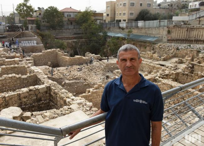 GREEK-ACRA-FOUND-JERUSALEM.jpg