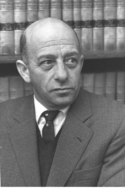 Moshe Ben-Zeev.jpg