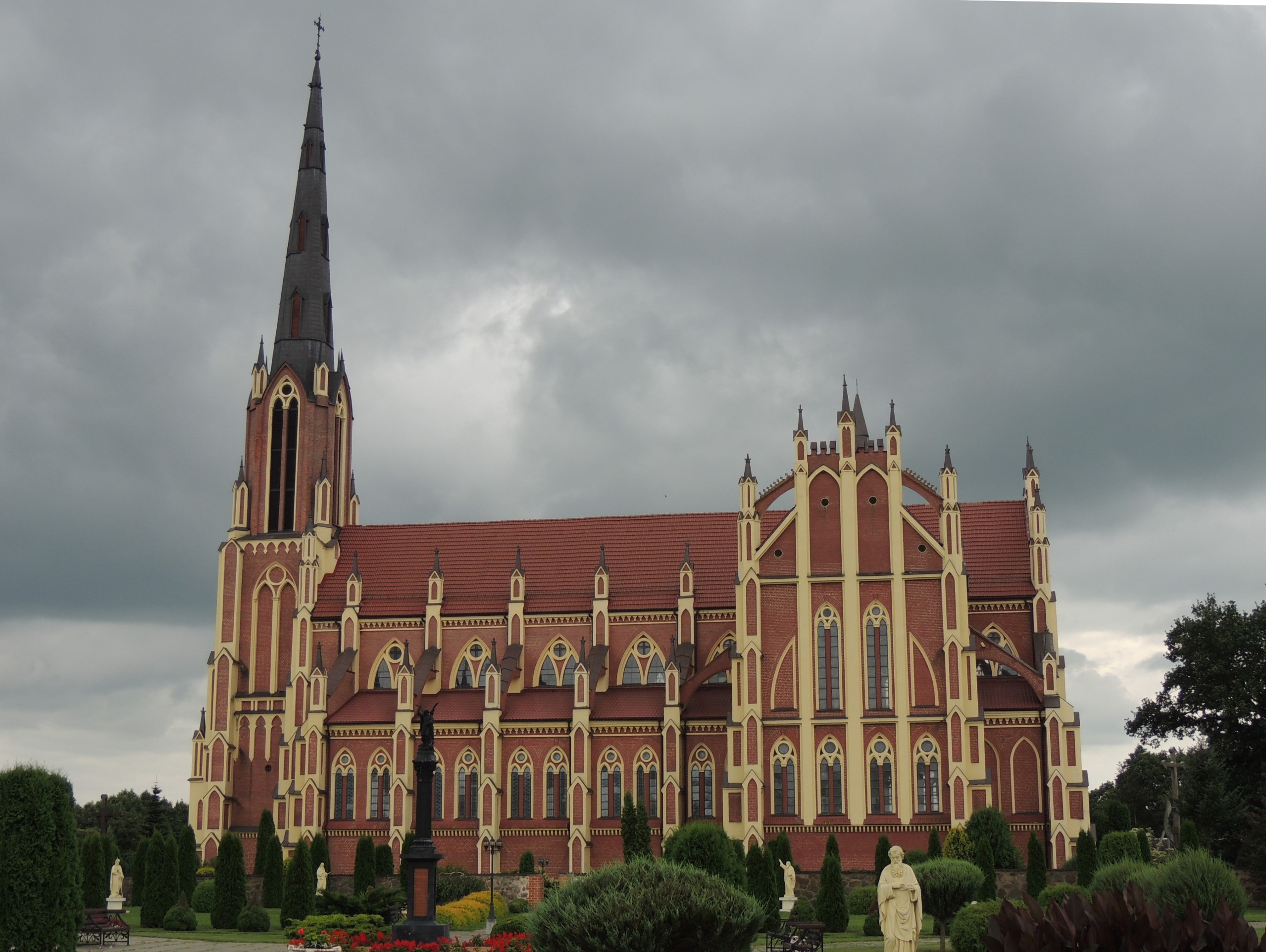 StTrinityHerviaty.JPG
