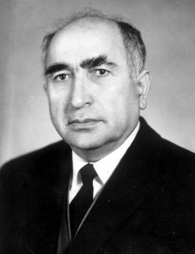 Аливердиев Абдулхак Абутрабович.jpg