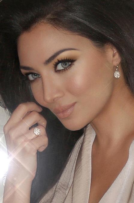 Claudia Lynx.jpg