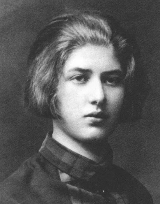 Lydia-chukovskaya-1.jpg