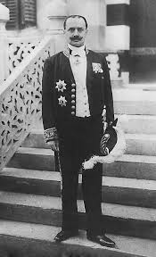 Max Freiherr von Oppenheim.jpg