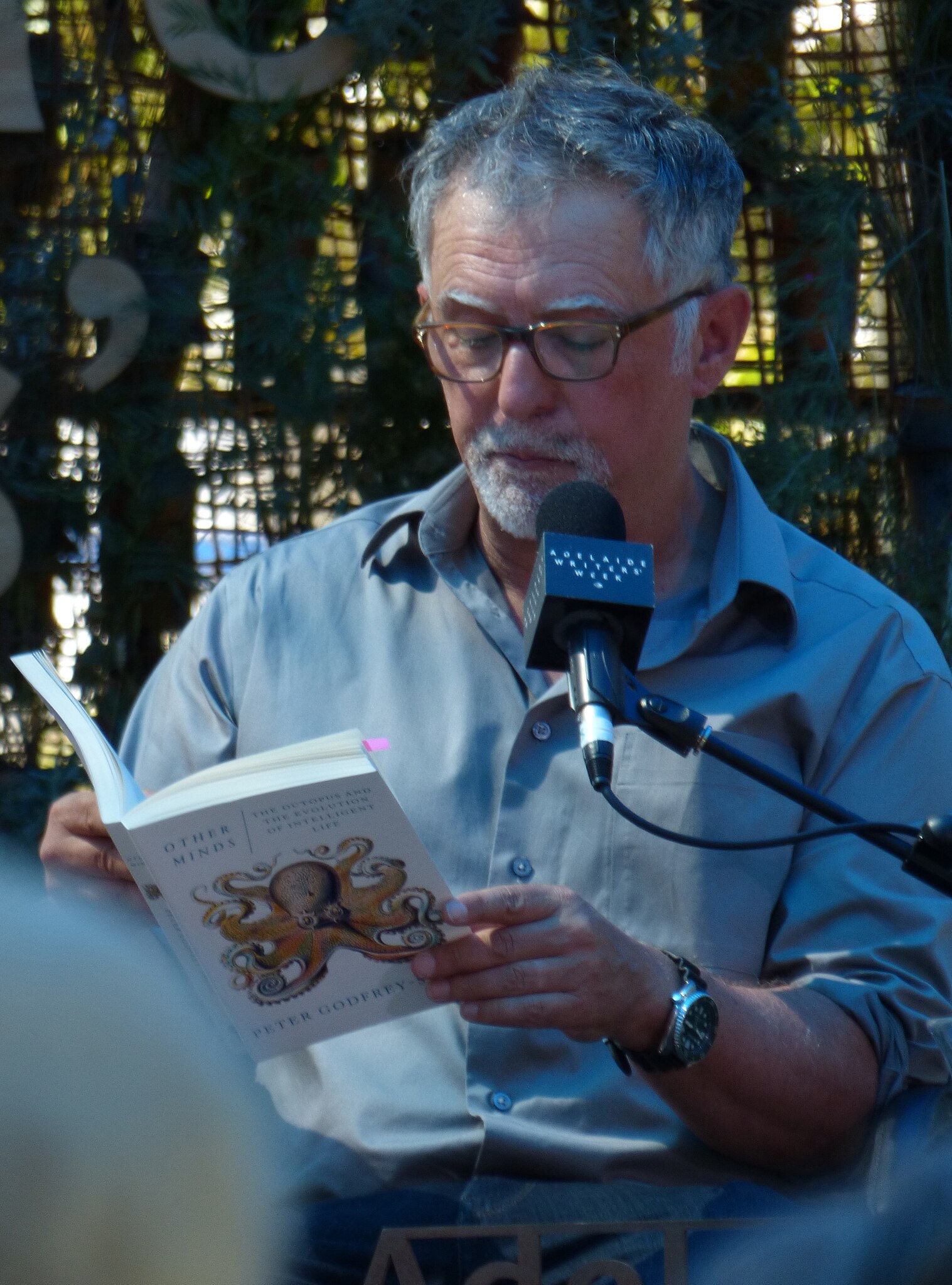 P1160335 peter godfrey-smith reading 2.jpg