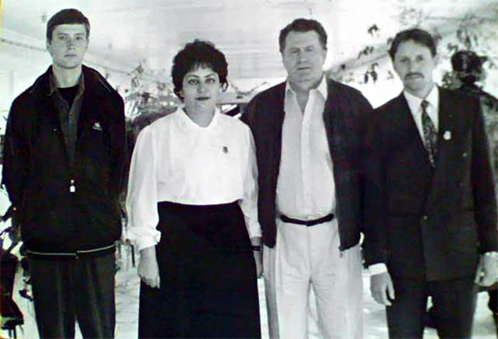 Сергей Иванов (крайний слева) и Жириновский в 1995 году