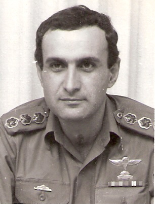 יואב גולן.jpg