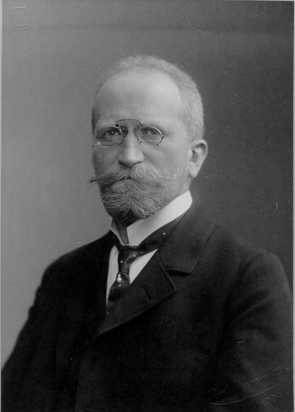 F55-913.jpg