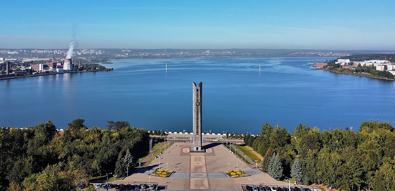 Вид на монумент с высоты птичьего полёта