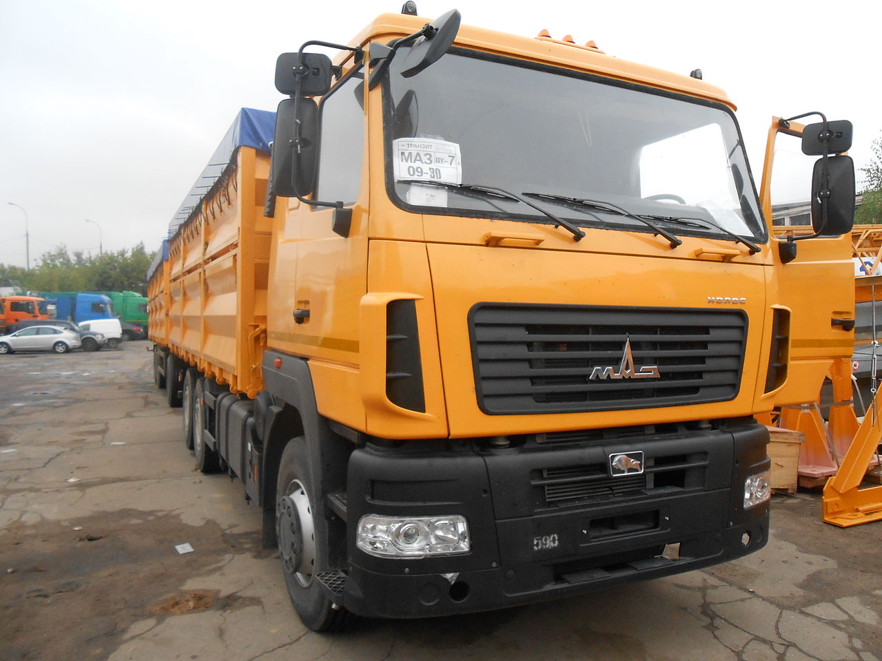 МАЗ-6501А8-325-000 Зерновоз