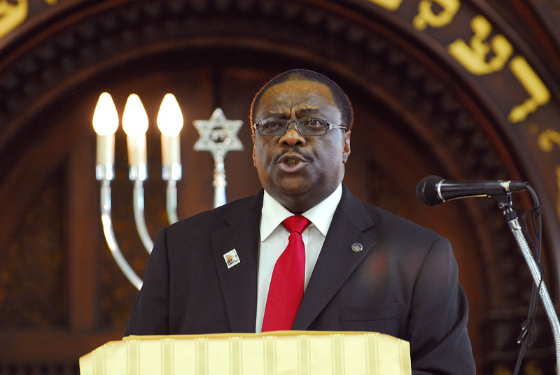 MwObamasRabbi.jpg