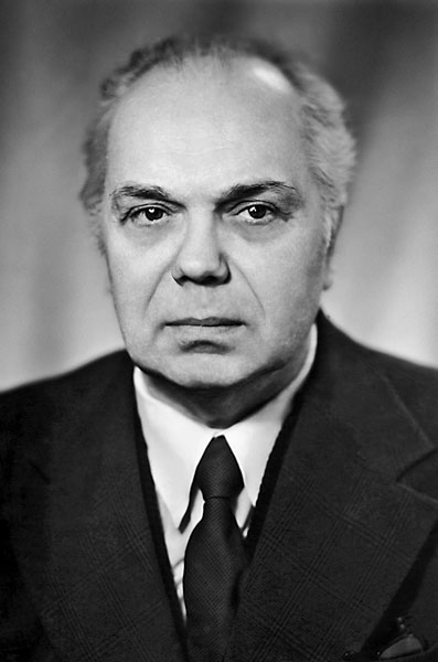 Александр Семёнов