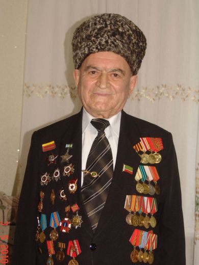 Устарханов Ахмад.jpeg