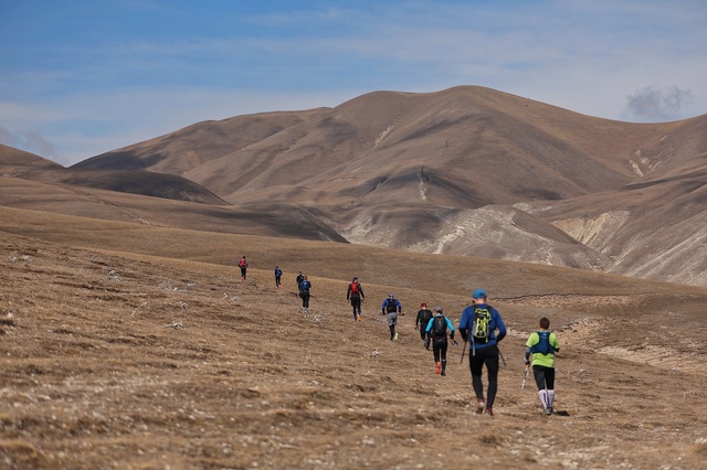 Атлеты на дистанции Dagestan Wild Trail, проводившегося в пятый раз в 2024 году.