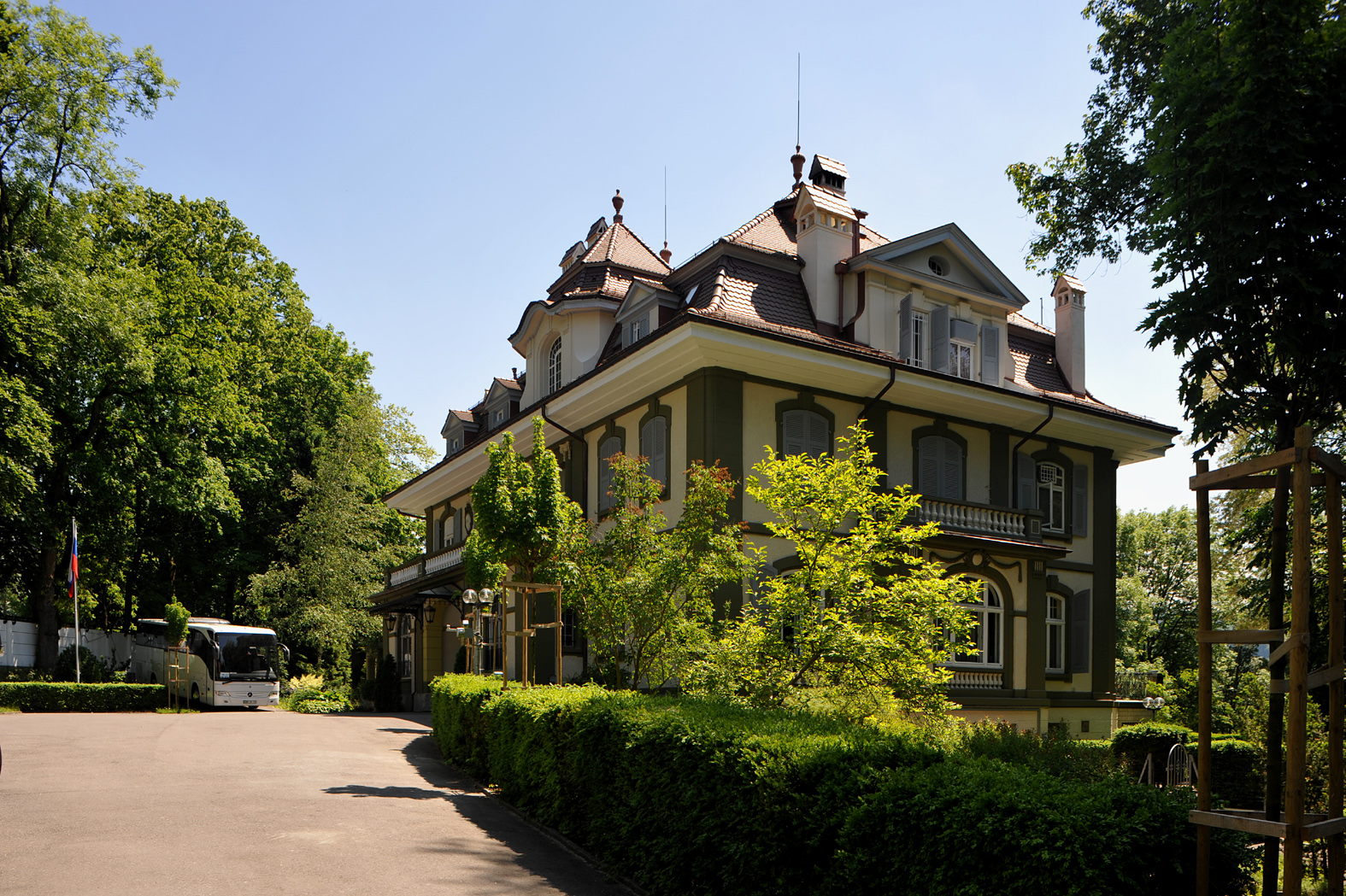 Файл:Russian embassy in Bern 01 10.jpg