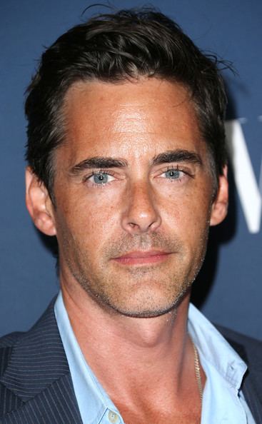 Adam-kaufman-actor-57258940-a1d6-49d3-b322-a0e8cd520fe-resize-750.jpeg