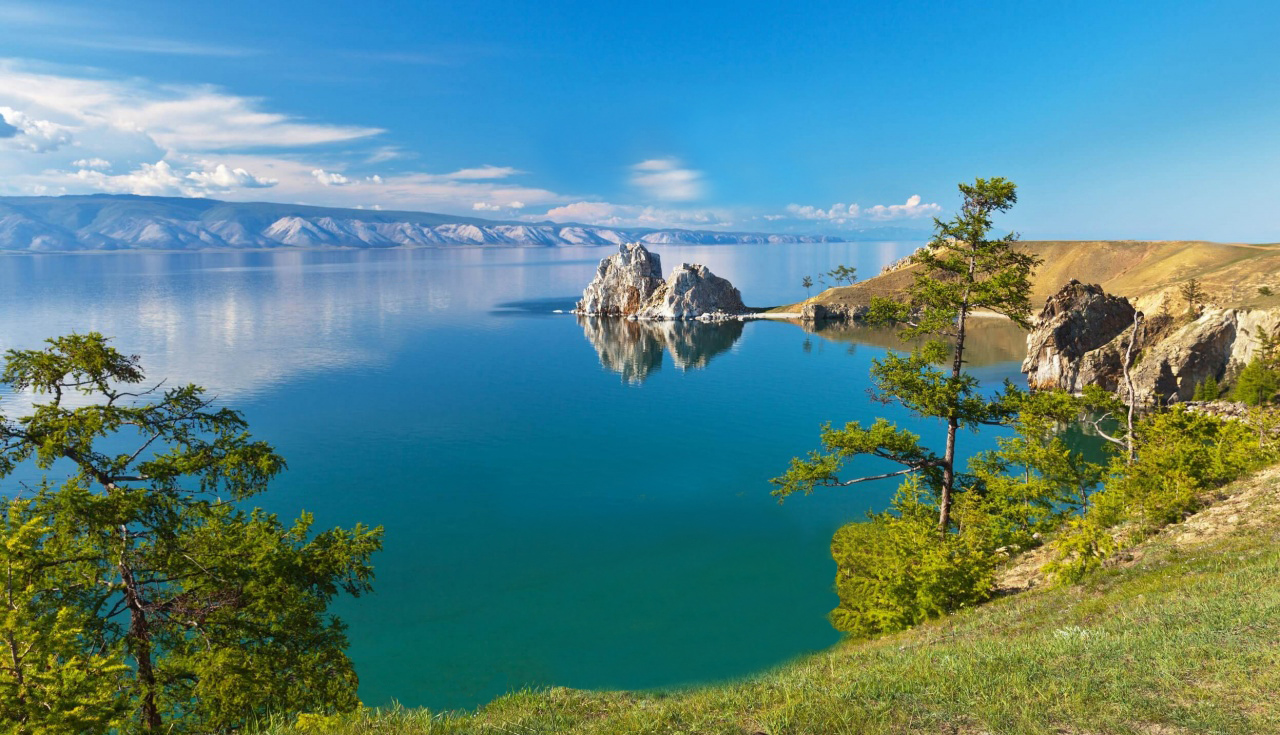 Летний Байкал.
