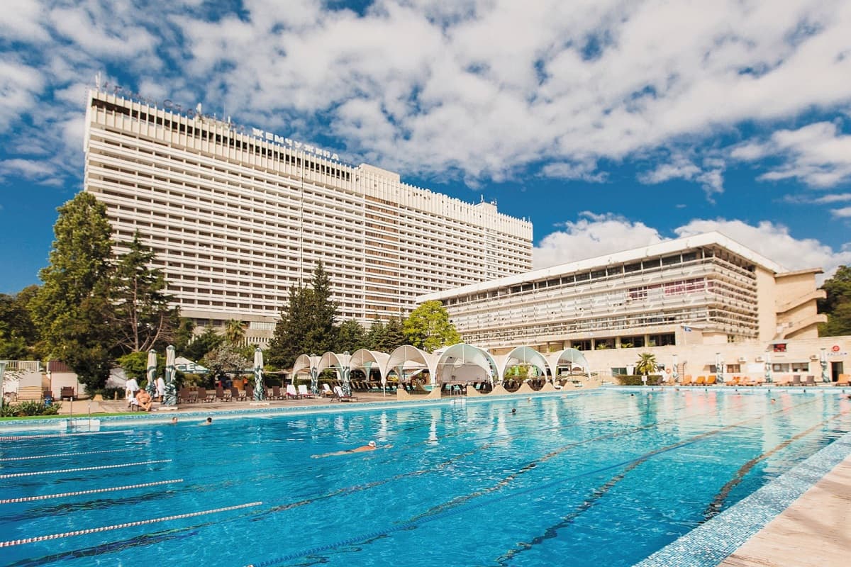 Файл:zhemchuzhina-hotel.jpg