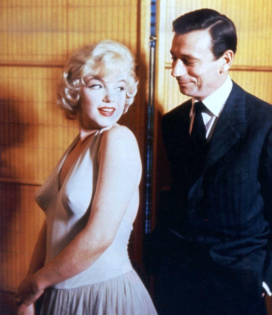 04 Yves+Montand marilyn.jpg