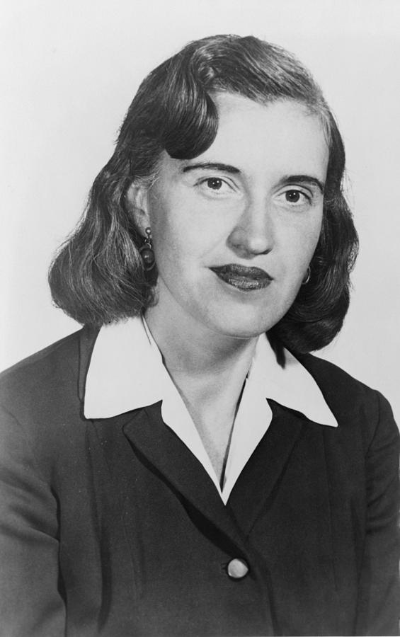 Rosalyn-s-yalow-b-1919-shared-everett.jpg