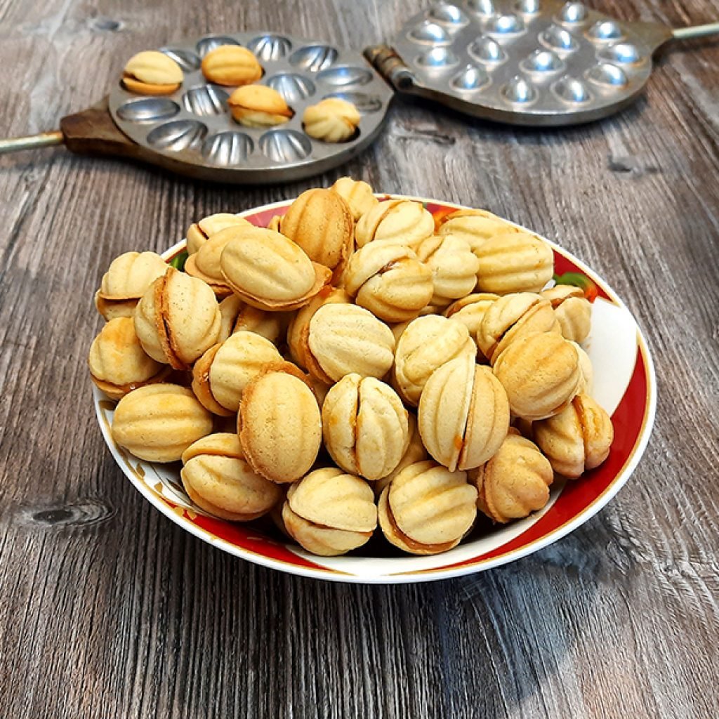 Файл:Орешки со сгущенкой.jpg