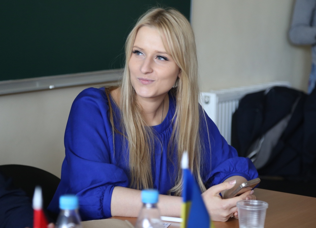 Yana Lantratova.jpg