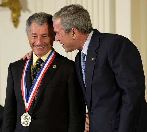 George+W+Bush+Leonard+Kleinrock+Bush+Presents+2-3OHWor0Mtl.jpg