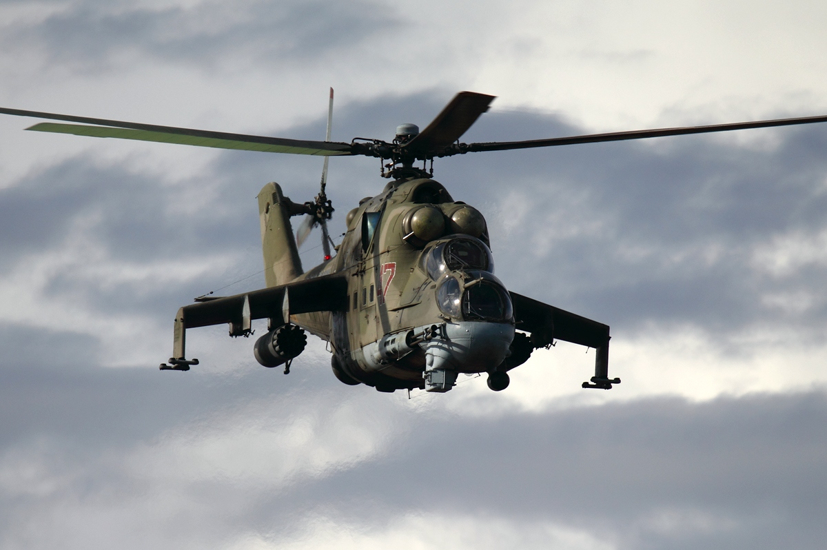 Russian Air Force Mil Mi-24P Dvurekov-4