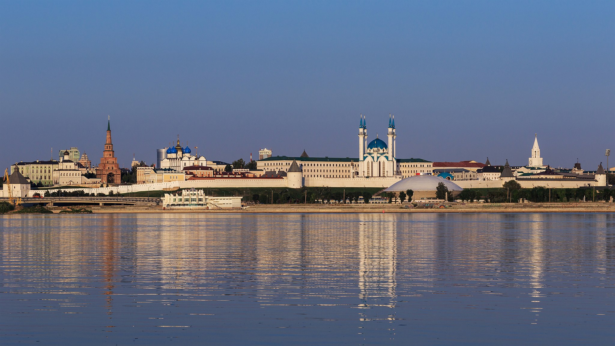 Файл:Kazan Kremlin exterior view 08-2016 img3.jpg