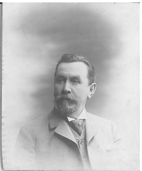 Ushkov-kk.jpg