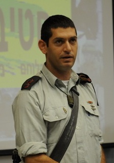 7136амит.jpg