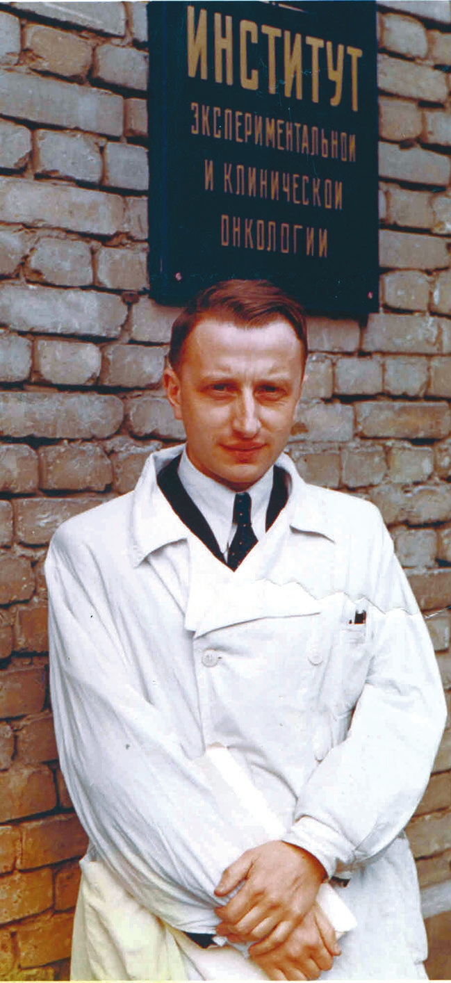 243-0033.jpg