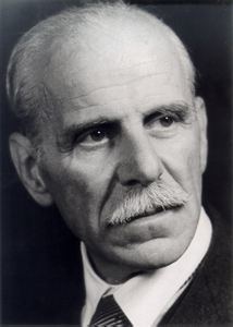 Rudolf-petersen-2ac57935-4349-4c05-b04c-3b478c0563e-resize-750.jpeg