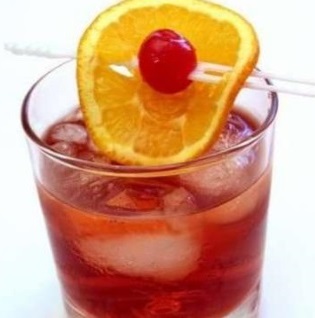 Файл:Алая роза (коктейль).jpg