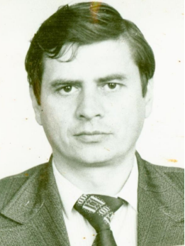 Виктор Токарь.png