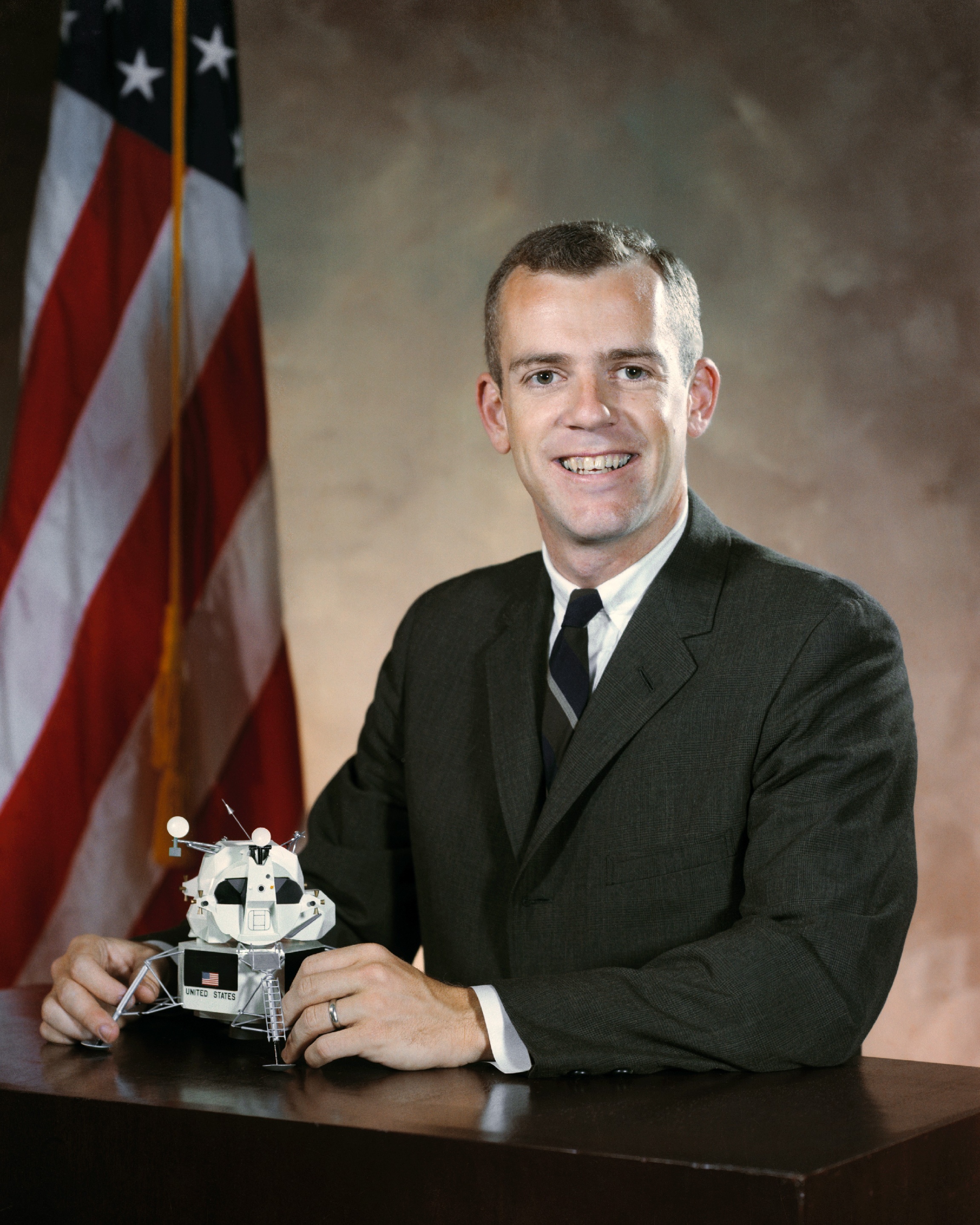 Файл:Brian O'Leary.jpg