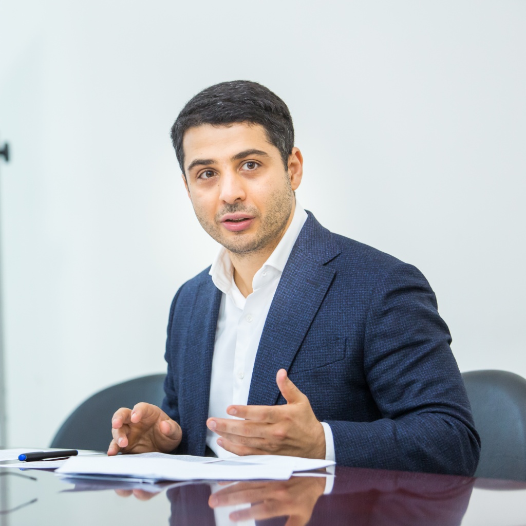 Файл:Eduard_Malikovich_Davidov.jpg